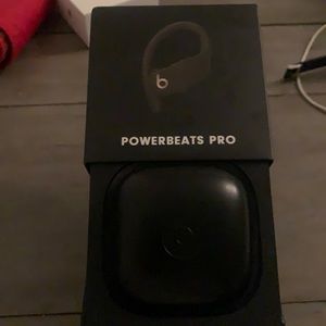 BEATS Powerbeats Pro